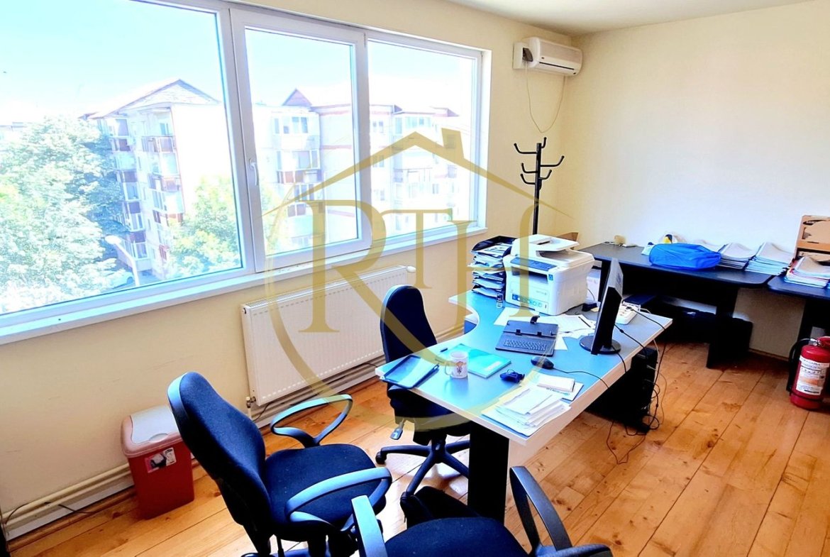 Oferim spre inchiriere spatii pentru birouri, zona Soarelui