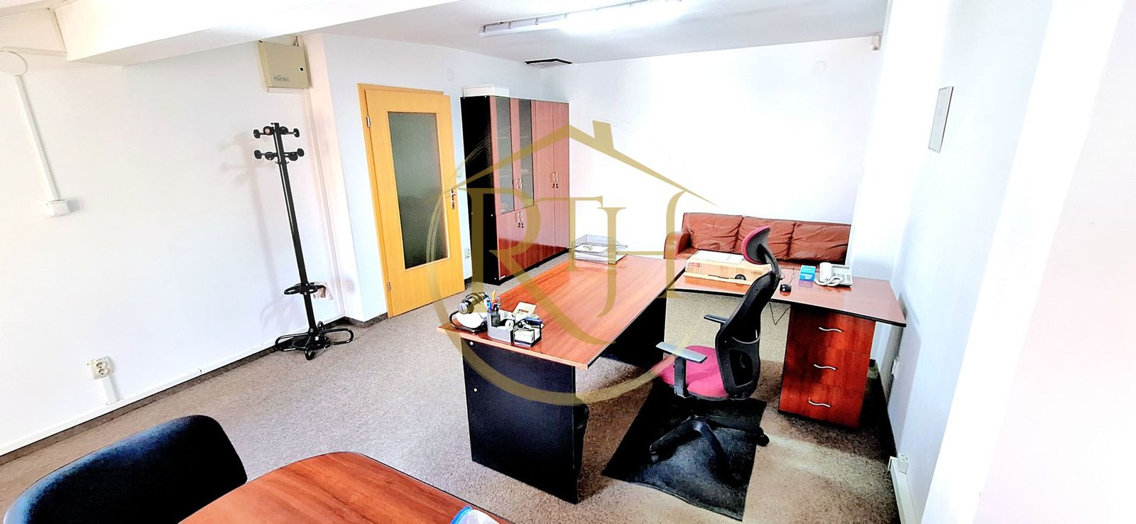 Oferim spre inchiriere spatii pentru birouri, zona Soarelui