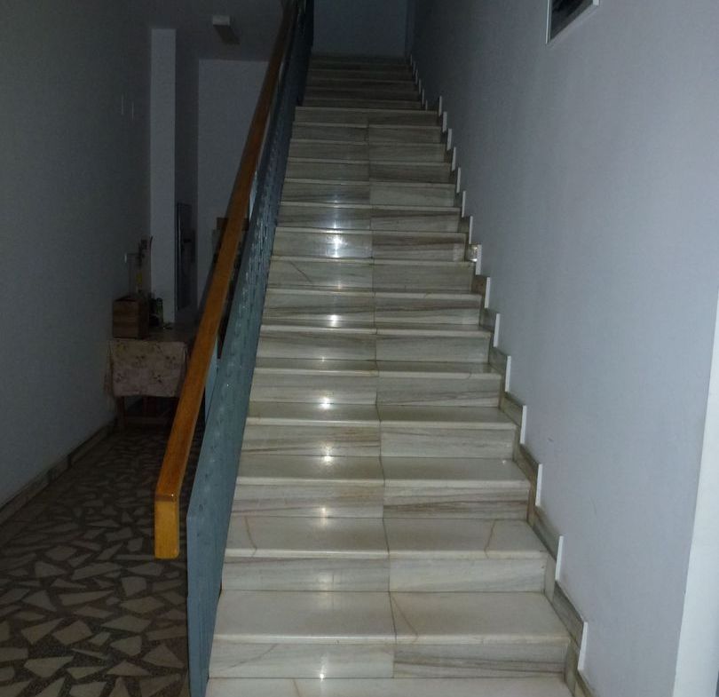 Unirii Traian garsoniera mobilata si utilata de inchiriat