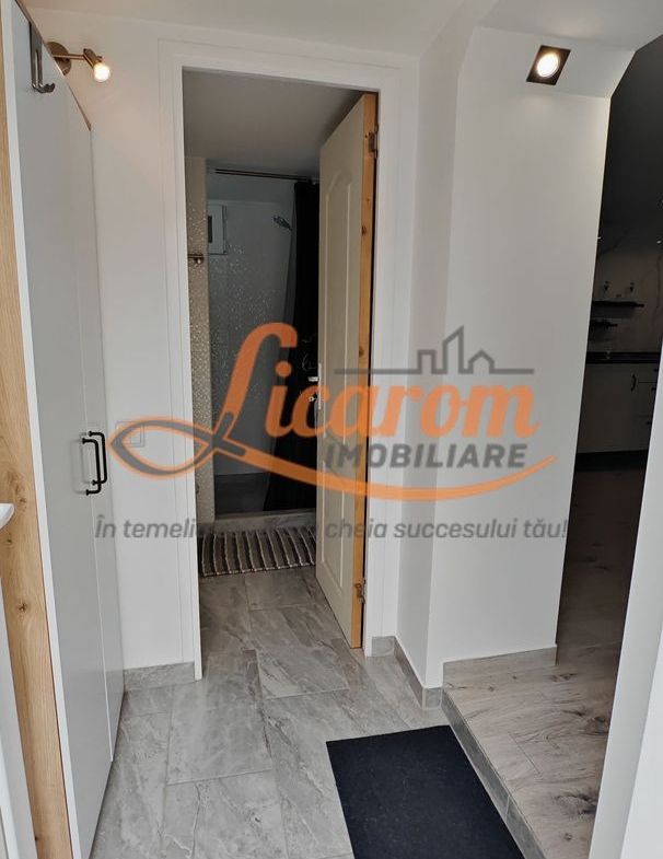 Casa 3 camere individuala SanpetrU,mobilata si utilata,128900 euro.