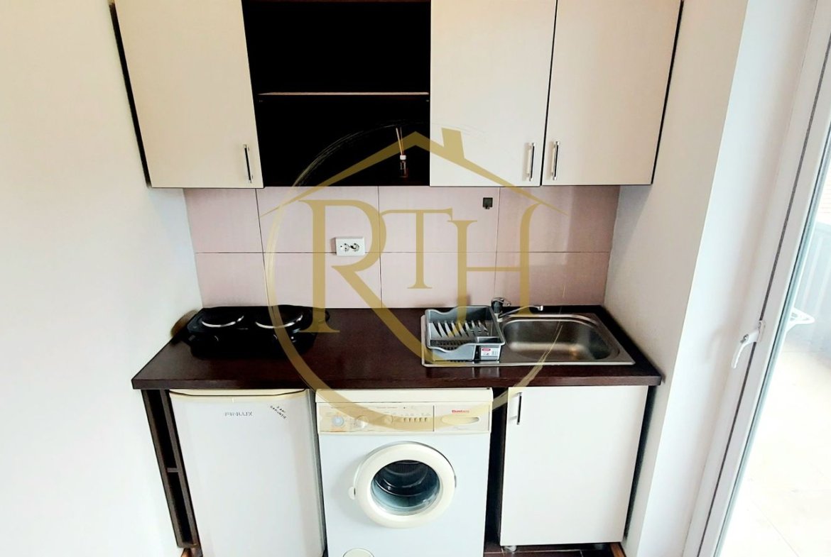 Oferim spre inchiriere garsoniera, situata in zona Soarelui, Parcare si balcon