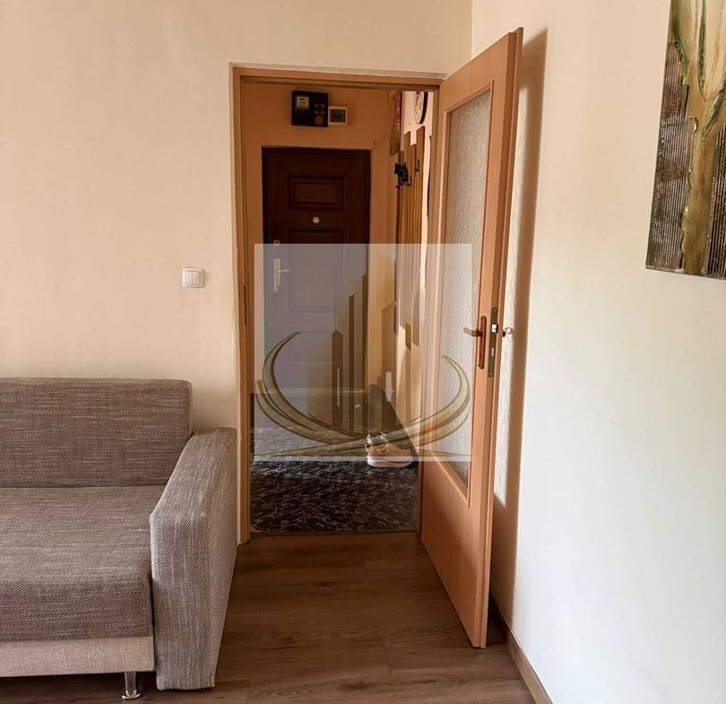 Ap 2 Cam | Etaj 1 | Renovat | Zona Complex -Sala Olimpia | Investitie