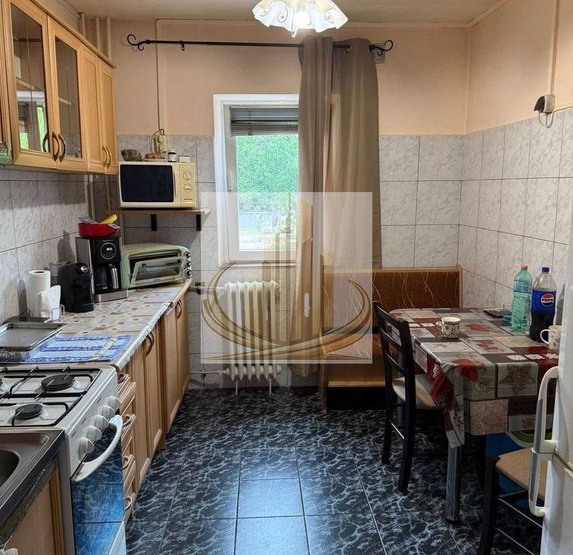 Ap 2 Cam | Etaj 1 | Renovat | Zona Complex -Sala Olimpia | Investitie