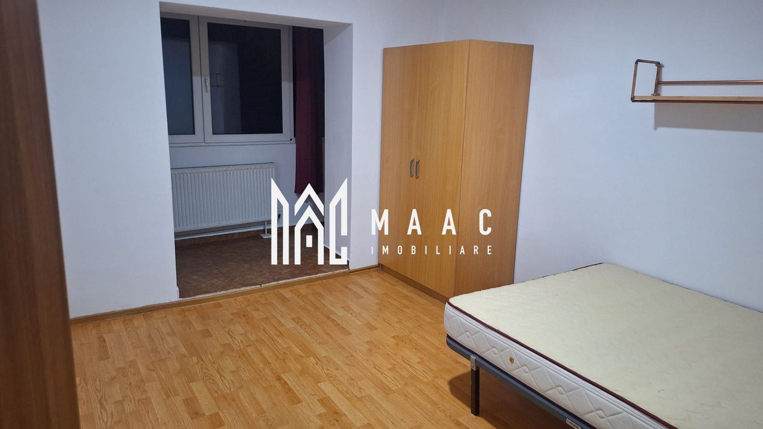 Cameră de închiriat | Etajul 2 | Valea Aurie