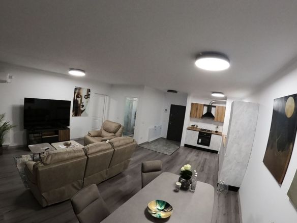 De închiriat – Apartament 2 camere cu vedere frontală la lac & loc de parcare