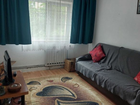 Propritar vand apartament cu 4 camere Timisoara