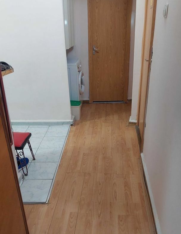 Propritar vand apartament cu 4 camere Timisoara