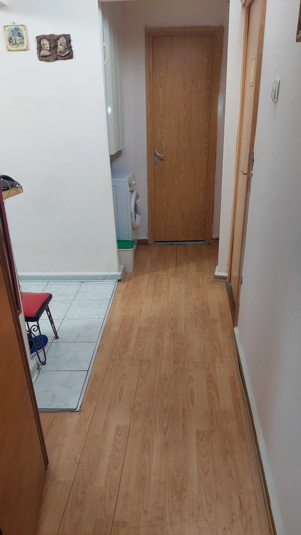 anBn-14732 Propritar vand apartament cu 4 camere Timisoara
