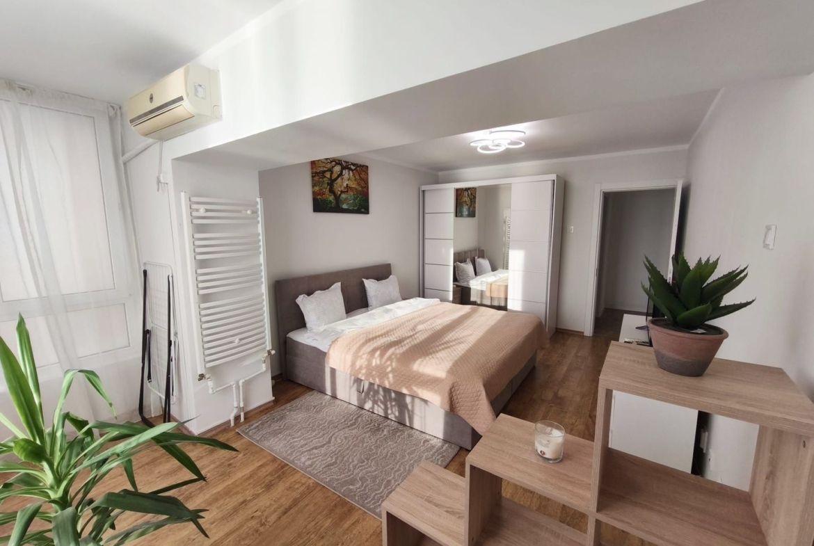 De inchiriat apartament spatios, 3 camere, pe Faleza, 900 euro