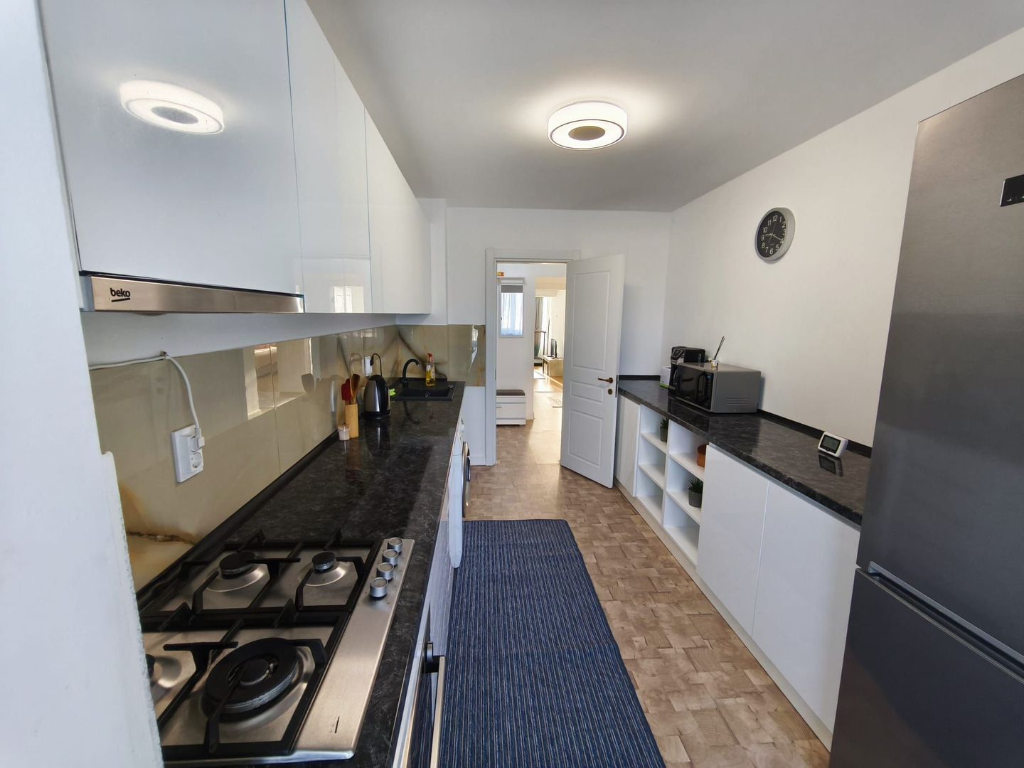De vanzare apartament cu 3 camere , etaj 8/9 , Faleza, 165.000 euro