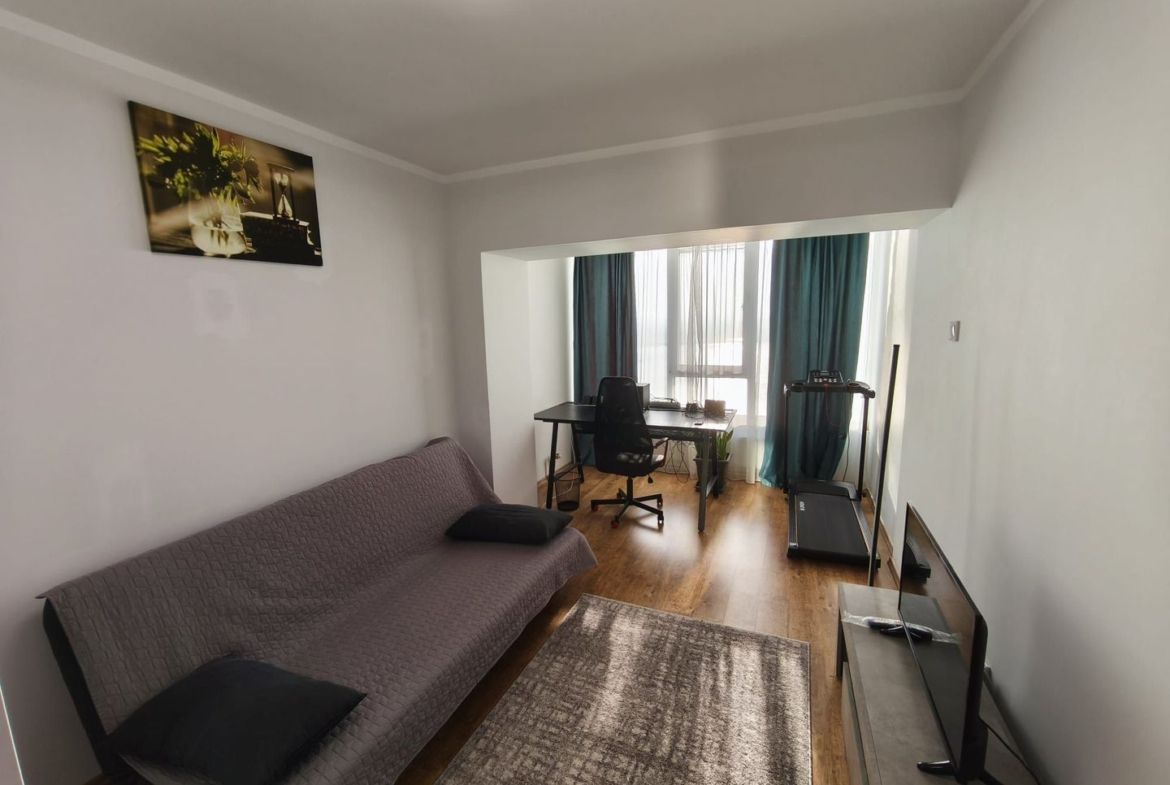 De vanzare apartament cu 3 camere , etaj 8/9 , Faleza, 165.000 euro