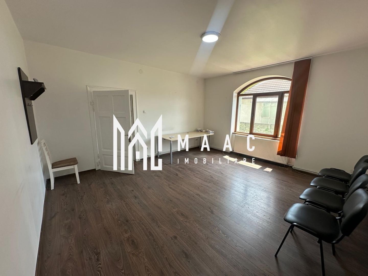 anBn-14795 Spațiu birou 2 camere compartimentat | Central, Sibiu | 55 mp, parter