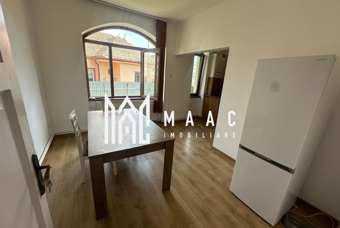 Spațiu birou 2 camere compartimentat | Central, Sibiu | 55 mp, parter