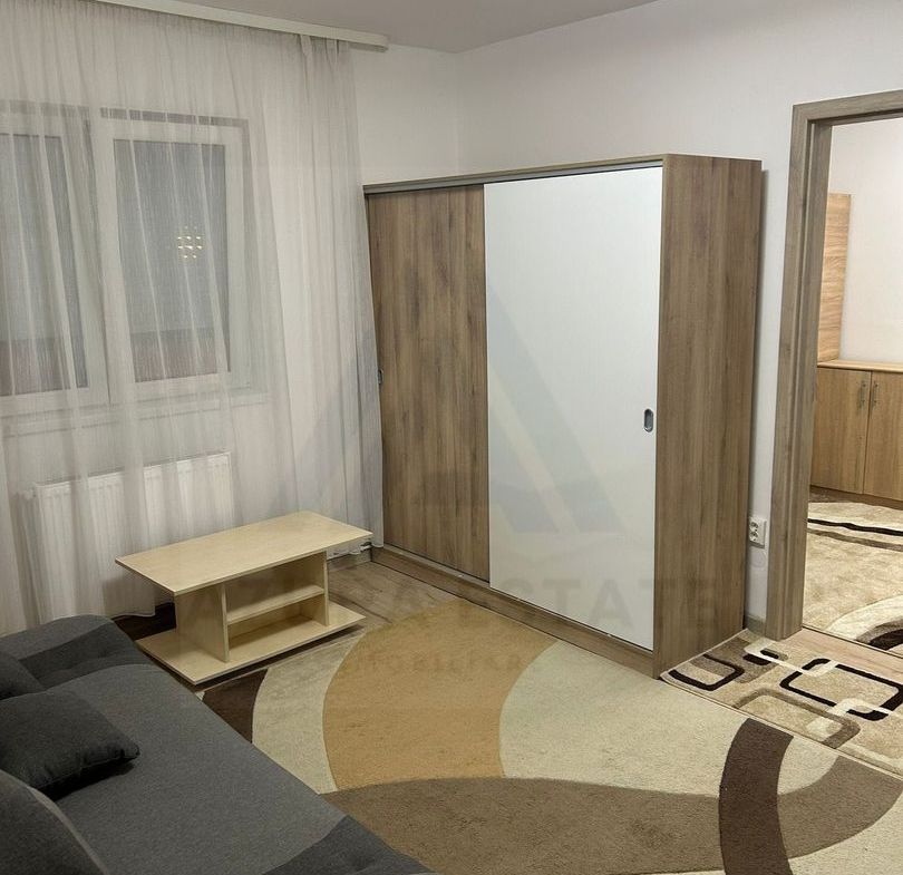 Apartament 2 camere 40 mp utili etajul 1 Zona Cedonia