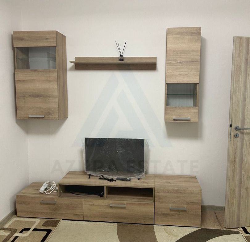 Apartament 2 camere 40 mp utili etajul 1 Zona Cedonia