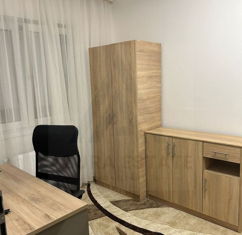 Apartament 2 camere 40 mp utili etajul 1 Zona Cedonia