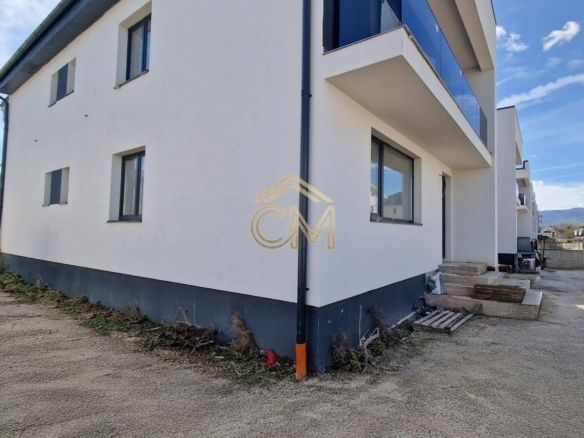 Quadruplex 4 Camere / 110MPU / Terasa / 155MP Teren