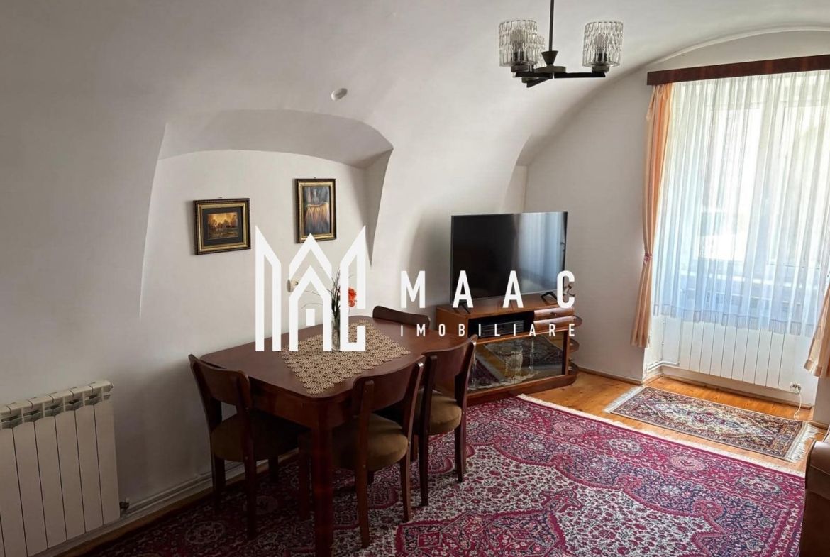 Casă de vânzare I Centrul Istoric Sibiu. I  singură în curte