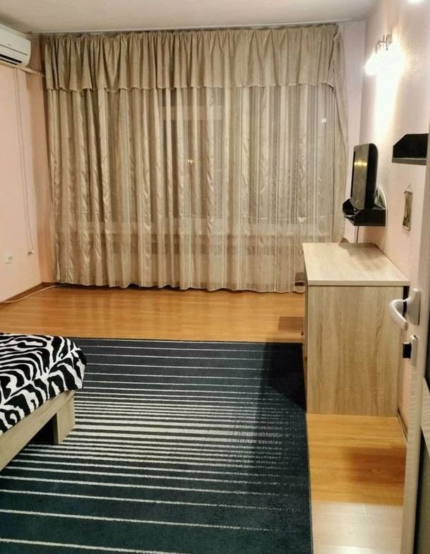De inchiriez apartament mobilat doua camere in Tiglina 2, 420 E