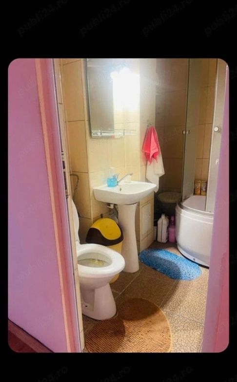De inchiriez apartament mobilat doua camere in Tiglina 2, 420 E