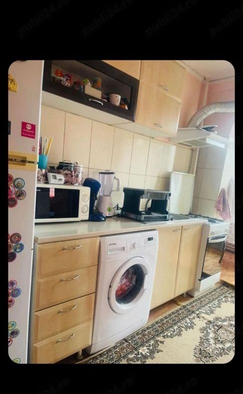 De inchiriez apartament mobilat doua camere in Tiglina 2, 420 E