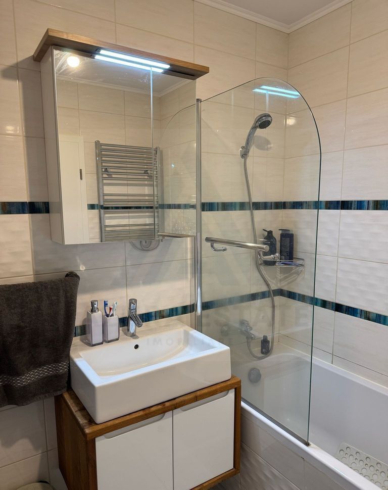 anBn-15681 Apartament modern 2 camere 49 mp balcon parcare privata Selimbar