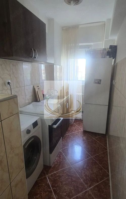 Ap Decomandat cu 1 Cameră | 38 mp | Etaj Intermediar | Soarelui