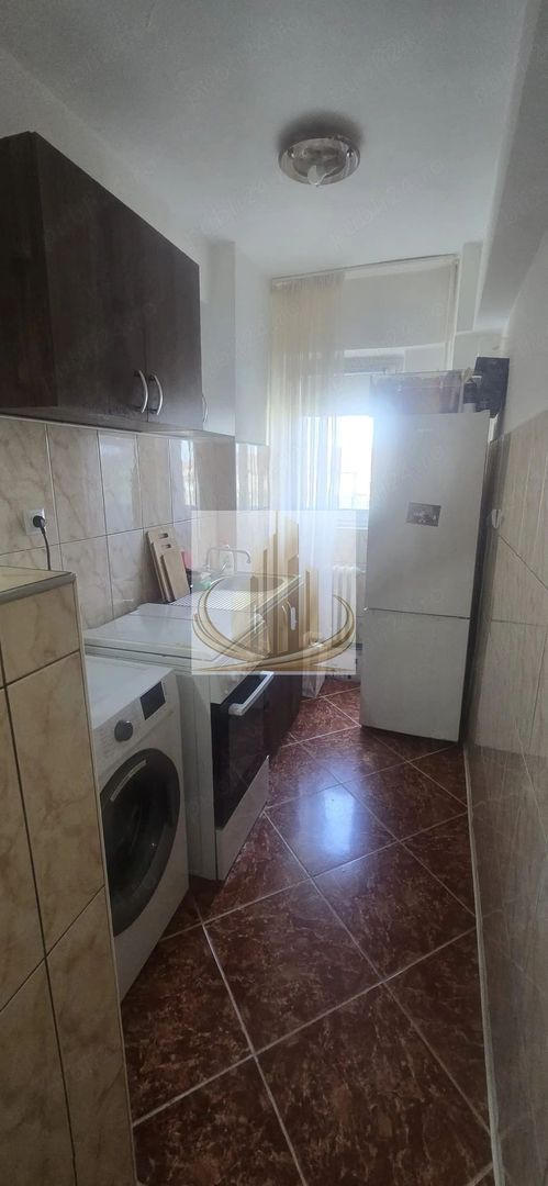 Ap Decomandat cu 1 Cameră | 38 mp | Etaj Intermediar | Soarelui