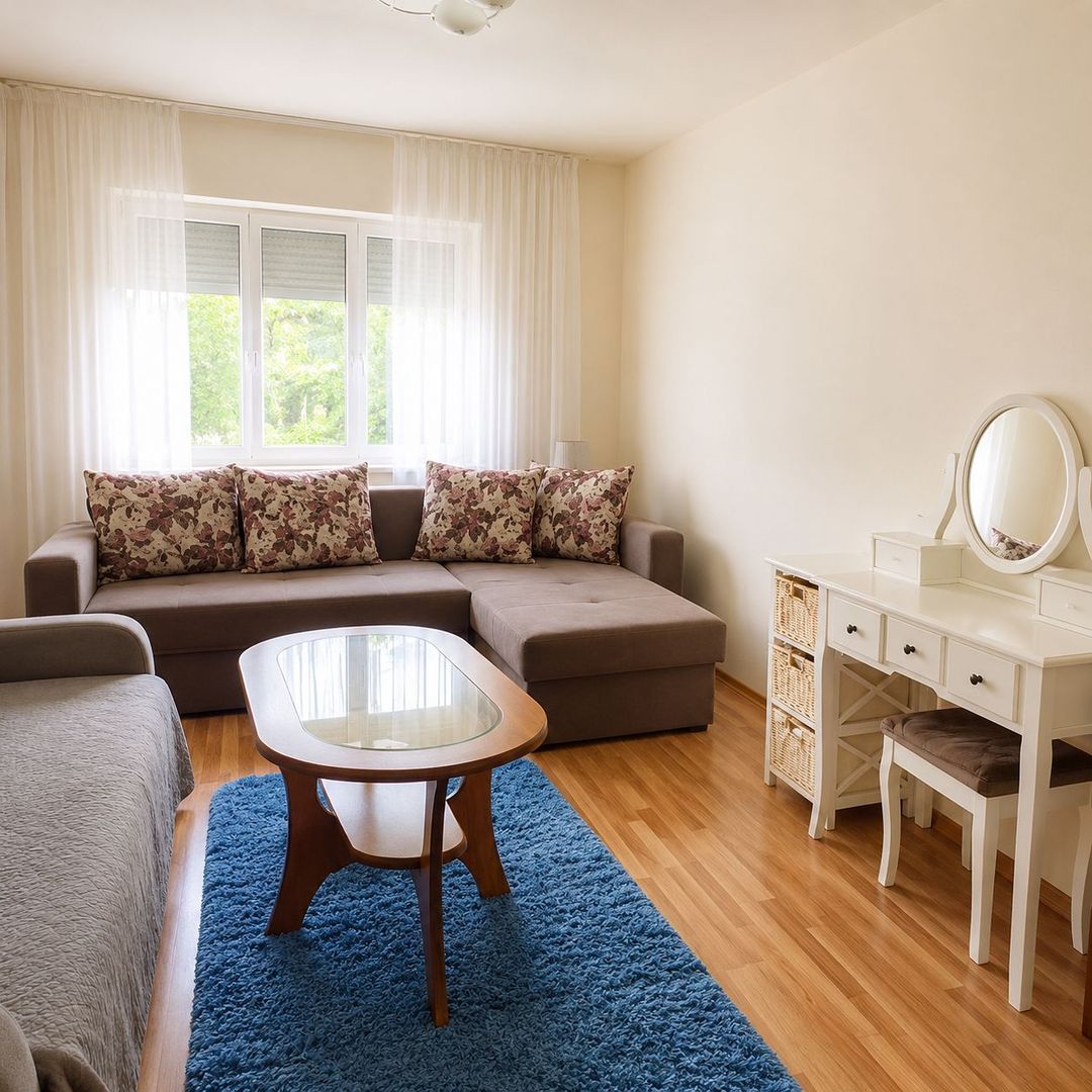Apartament 3 camere decomandat, centrală proprie, AC, etaj 3, Lipovei