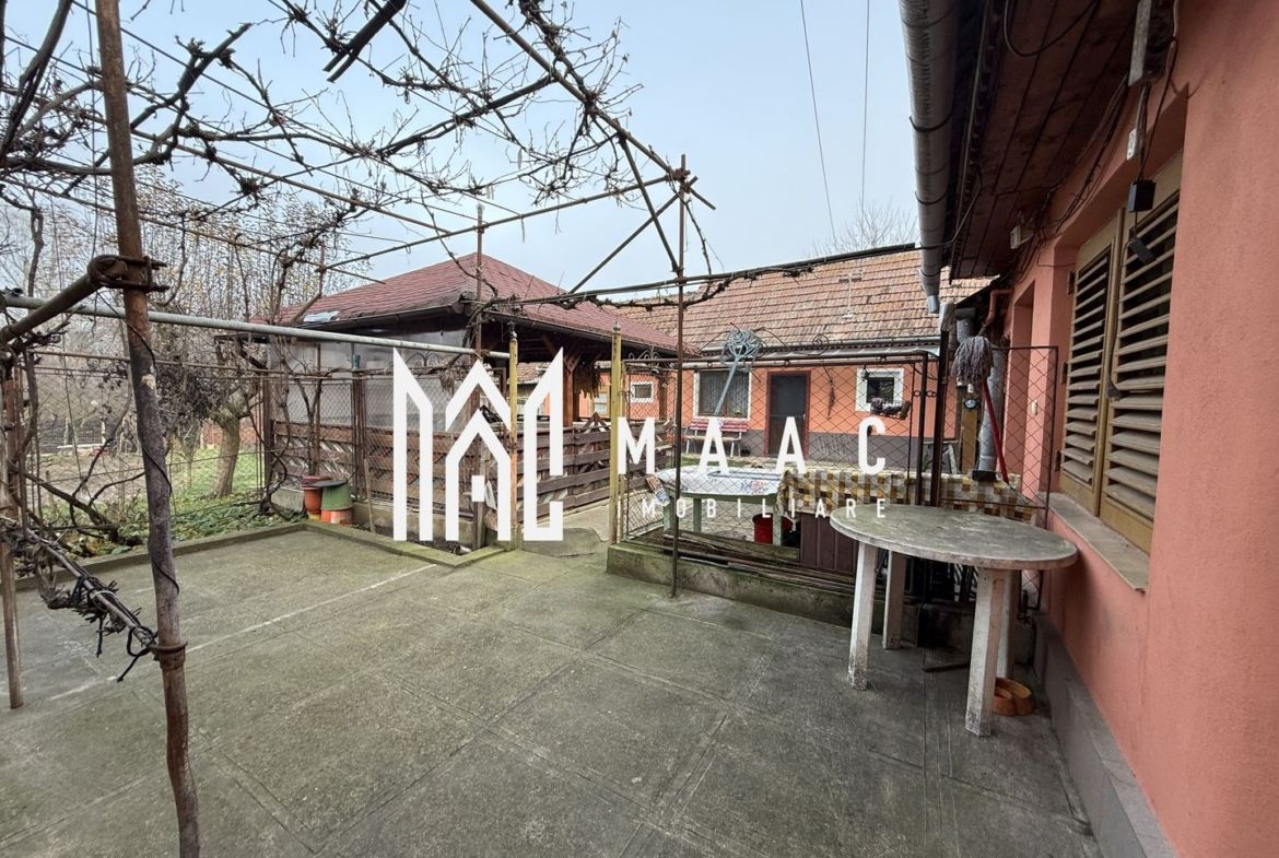 Casa individuala | 3502 MP | Utilitati | Miercurea Sibiului