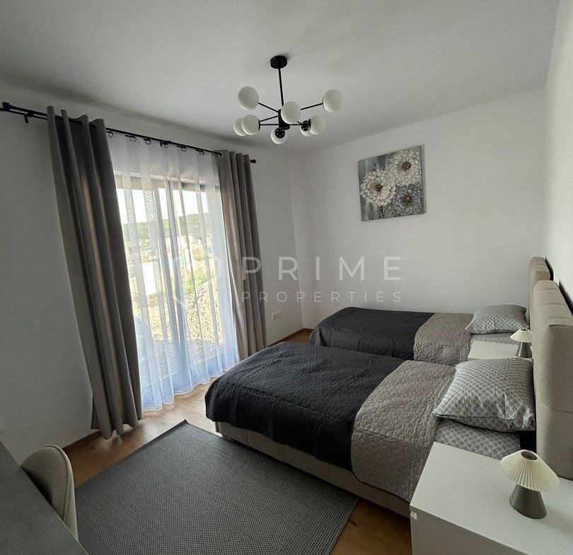 Casă modernă de închiriat – Eleganță și confort în Livezeni