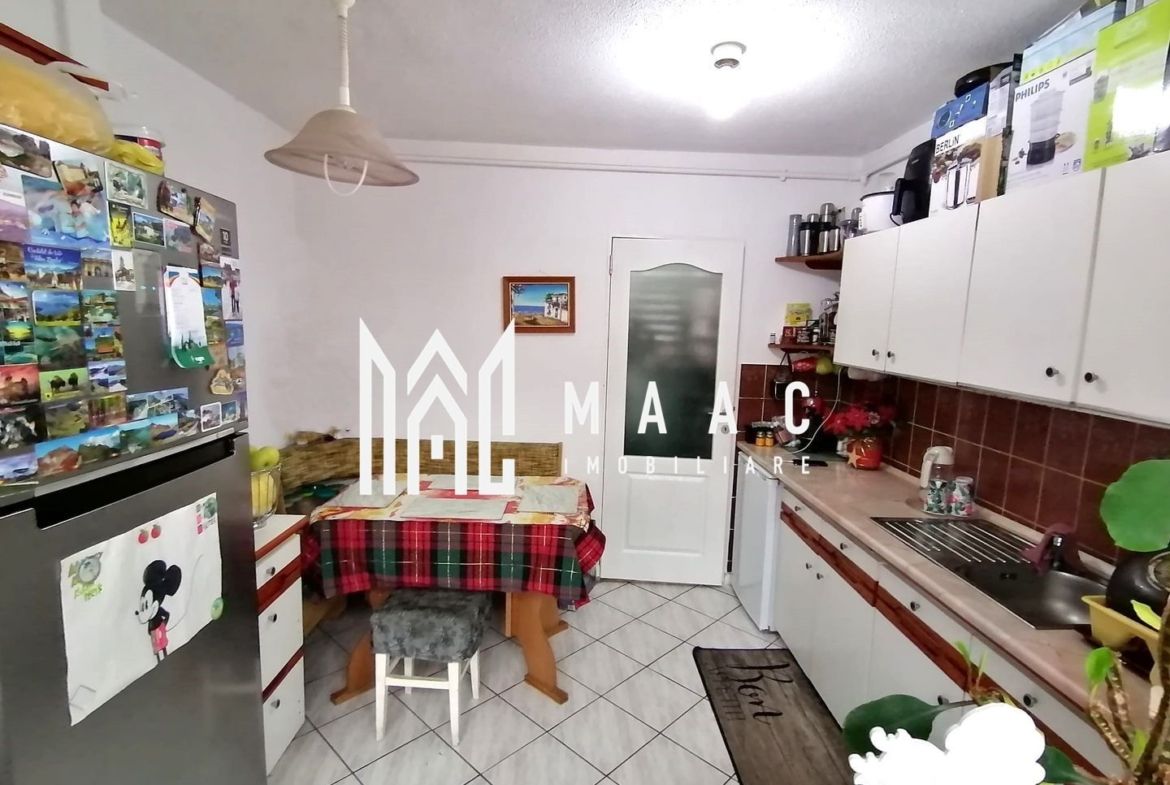 Apartament 3 camere I Decomandat I Zona Vasile Aaron