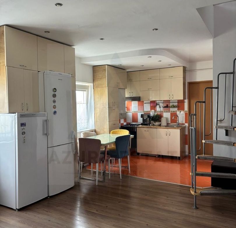 Apartament modern 4 camere baie cu ferestra si loc de parcare Hipodrom
