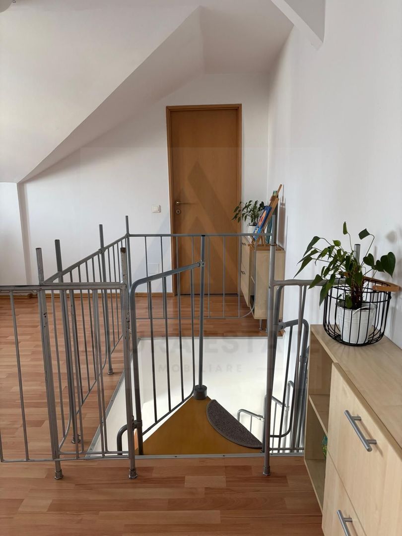 Apartament modern 4 camere baie cu ferestra si loc de parcare Hipodrom