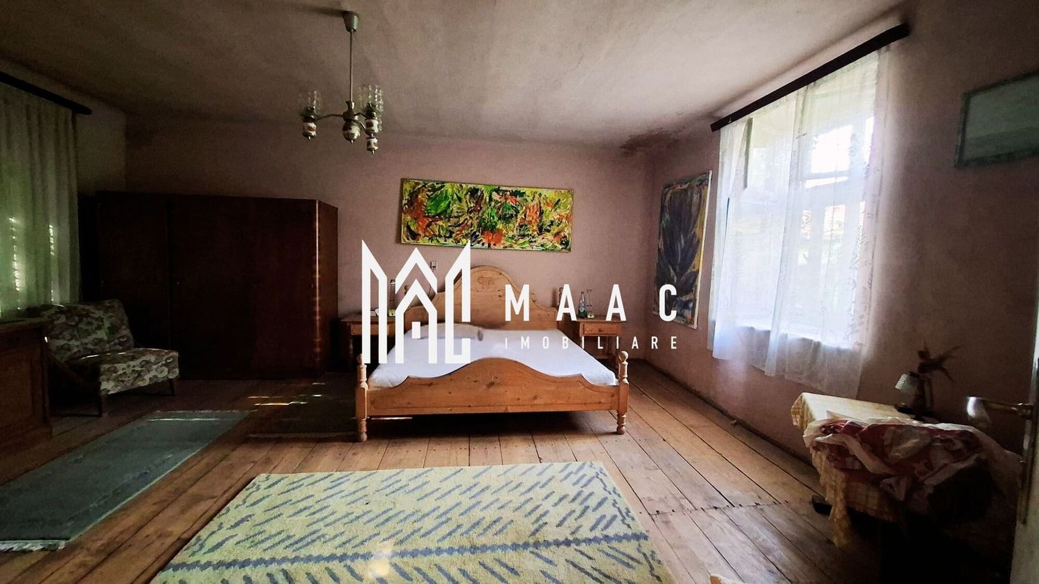 Casa cu 5 camere | 308 mp teren | Cisnadie
