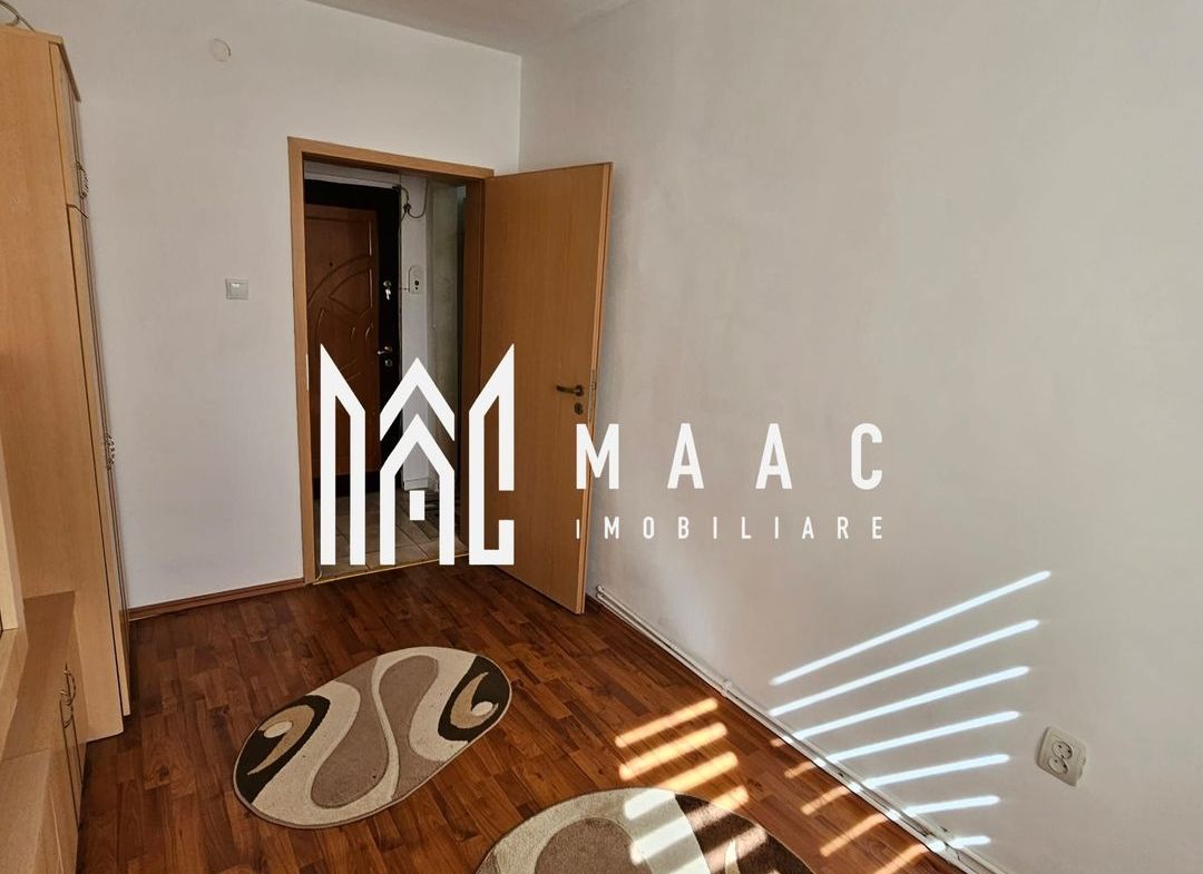 Apartament de vânzare Sibiu 3 camere semidecomandat | Hipodrom 2 | 45 mp