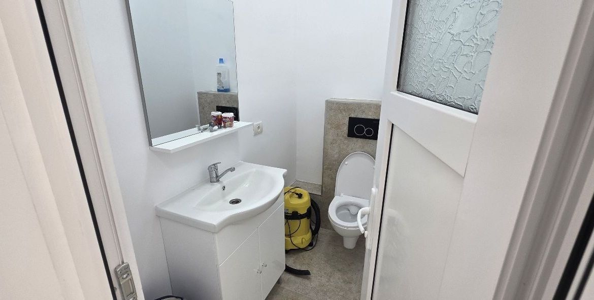 Salajan spatiu comercial 350 mp de inchiriat