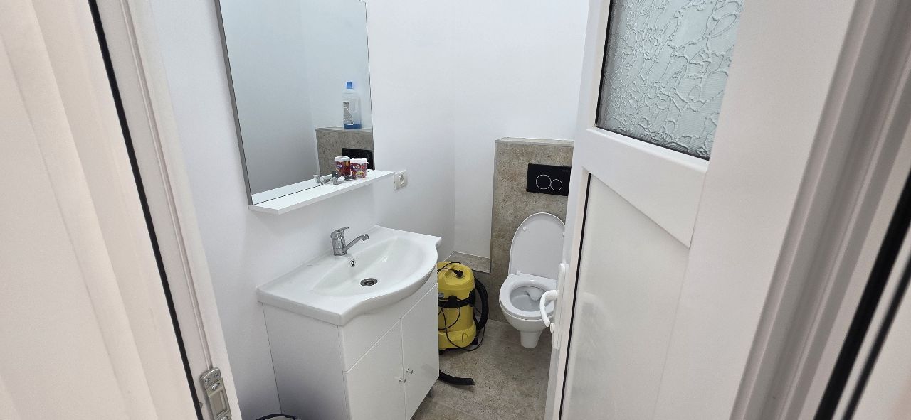 Salajan spatiu comercial 350 mp de inchiriat