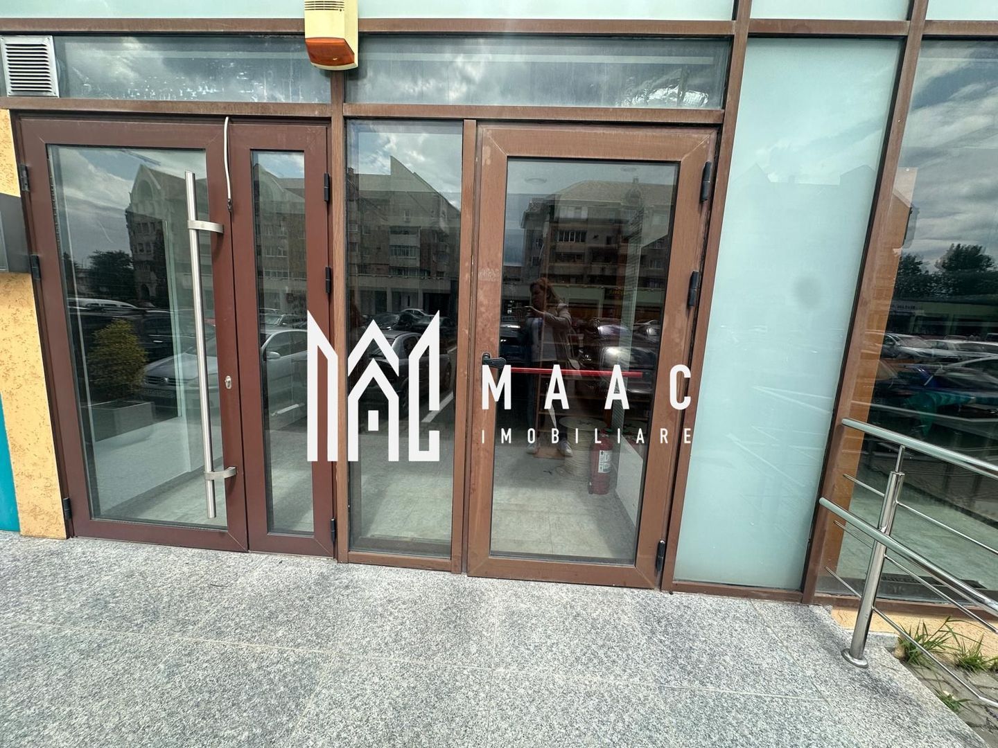 Spatiu comercial I Central I parcare privata