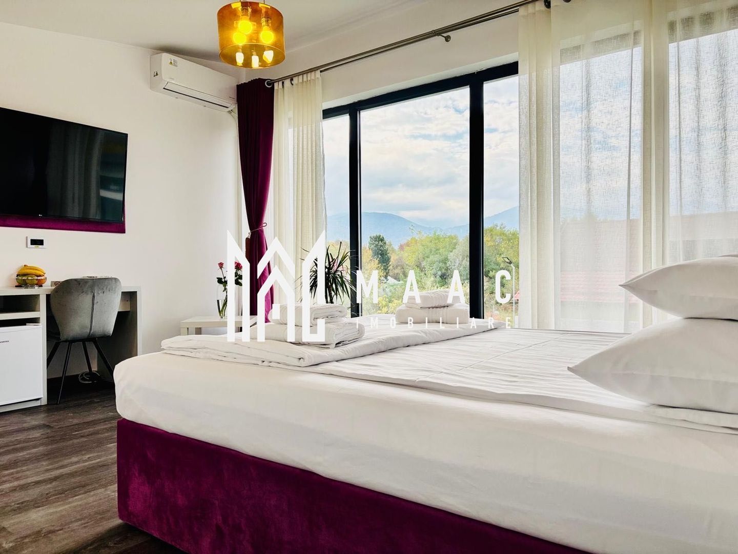 Pensiune 11 Camere | 700Mp | Valea Avrigului | Teren 4600Mp