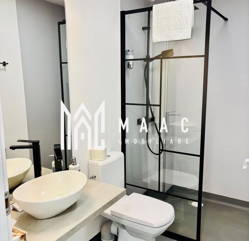 Pensiune 11 Camere | 700Mp | Valea Avrigului | Teren 4600Mp