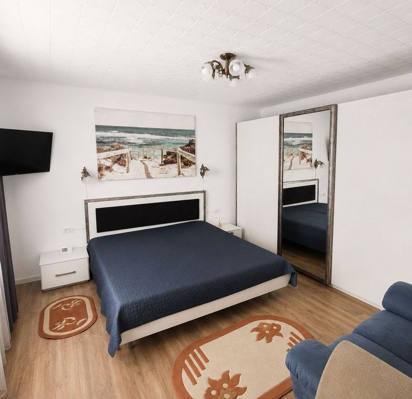 Apartament la casă cu terasă generoasă, între Lipovei și Aradului – co