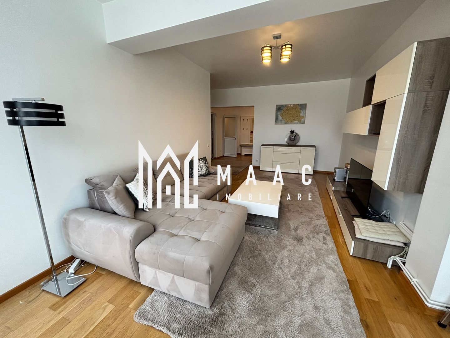 Apartament 4 camere decomandat | Terezian, Sibiu | 180 mp, curte 400 mp