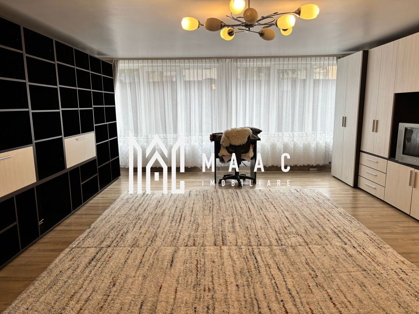 Apartament 4 camere decomandat | Terezian, Sibiu | 180 mp, curte 400 mp