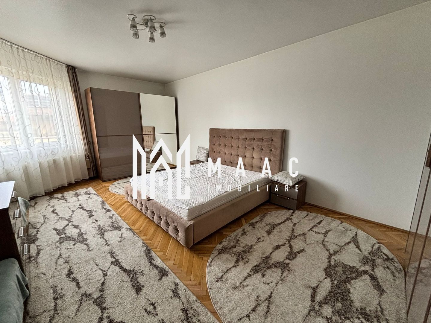Apartament 4 camere decomandat | Terezian, Sibiu | 180 mp, curte 400 mp
