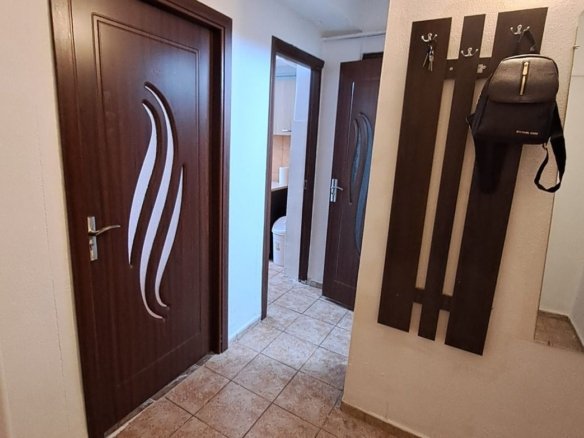De inchiriat  apartament 2 camere Ultracentral, et. 1, 1800 lei