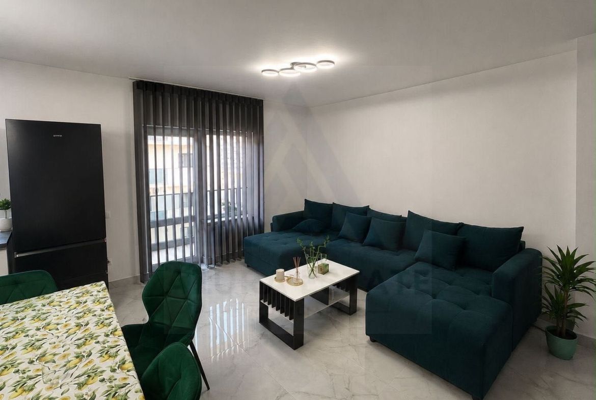 Apartament modern cu 2 dormitoare si  balcon 8 mp in One Residence