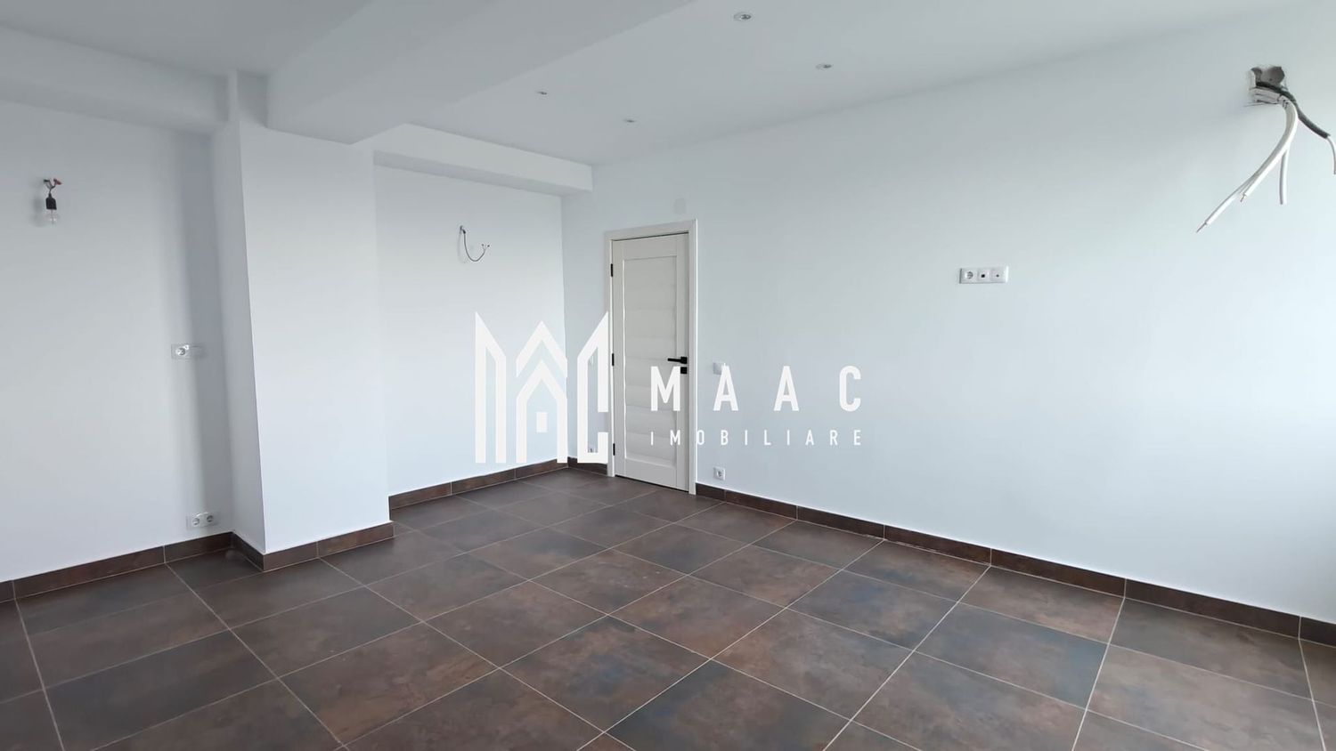 Apartament 2 camere I Etaj 13 I Lift I Parcare I Doamna Stanca
