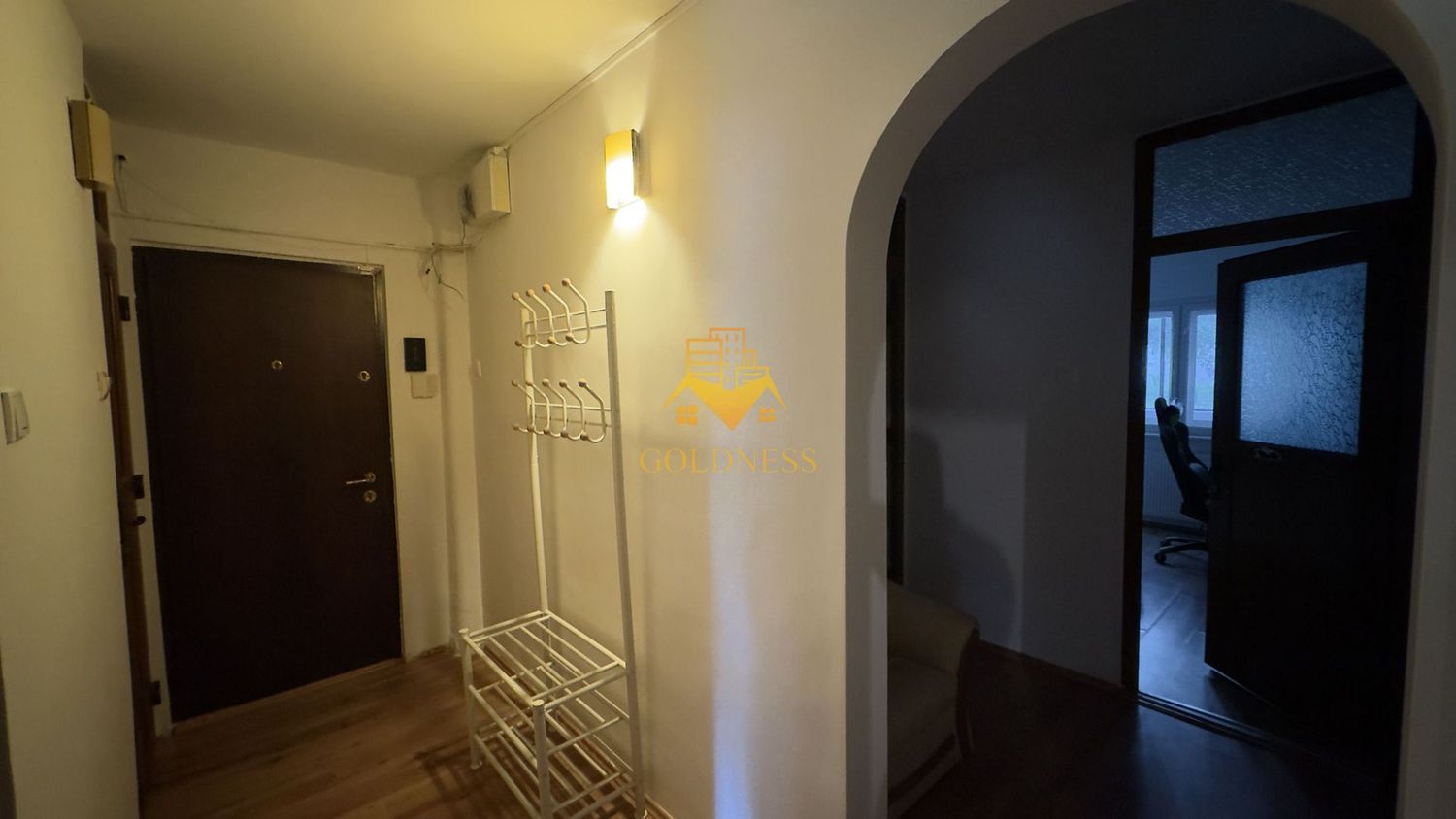 3 camere, decomandate, 2 balcoane, 2 bai, Manastur Zona 18 GYM, Tasnad