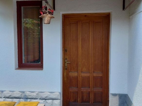 CASA DE INCHIRIAT CETATII